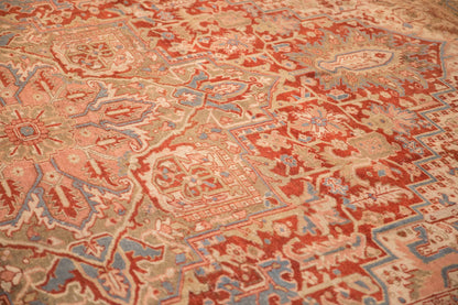 9.5x13 Vintage Distressed Heriz Carpet