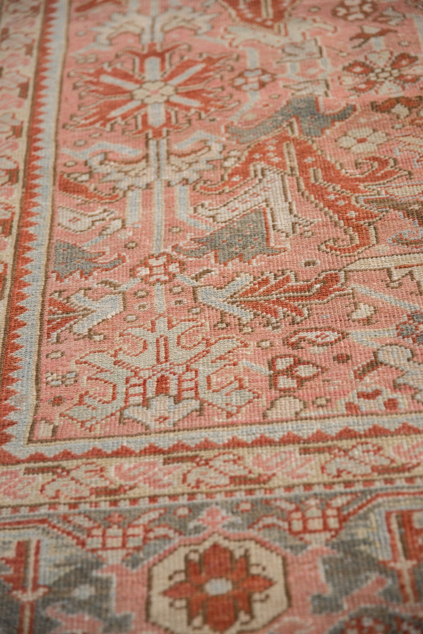 8x11 Vintage Distressed Heriz Carpet