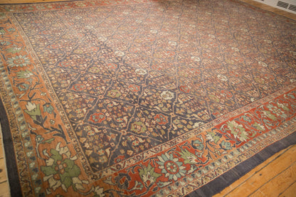 10.5x13.5 Vintage Distressed Mahal Carpet