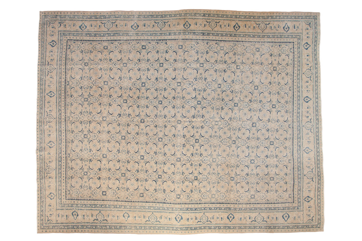 10x13.5 Vintage Distressed Mahal Carpet