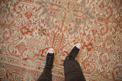 8x9.5 Vintage Distressed Heriz Carpet