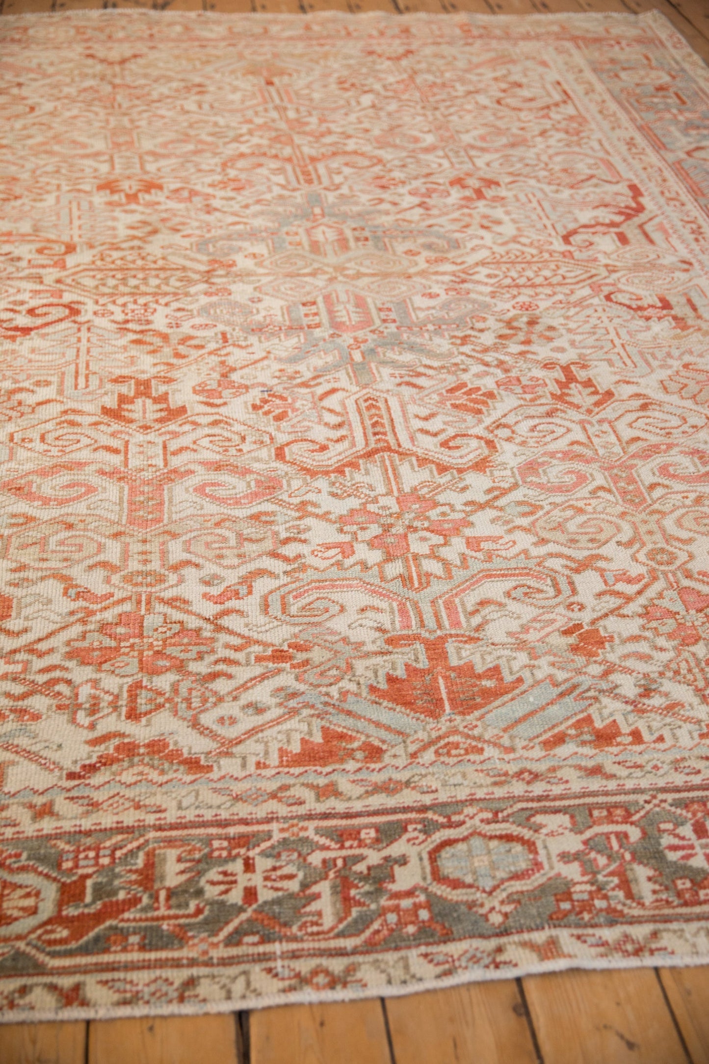 8x9.5 Vintage Distressed Heriz Carpet