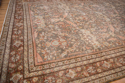 10.5x14.5 Vintage Distressed Mahal Carpet