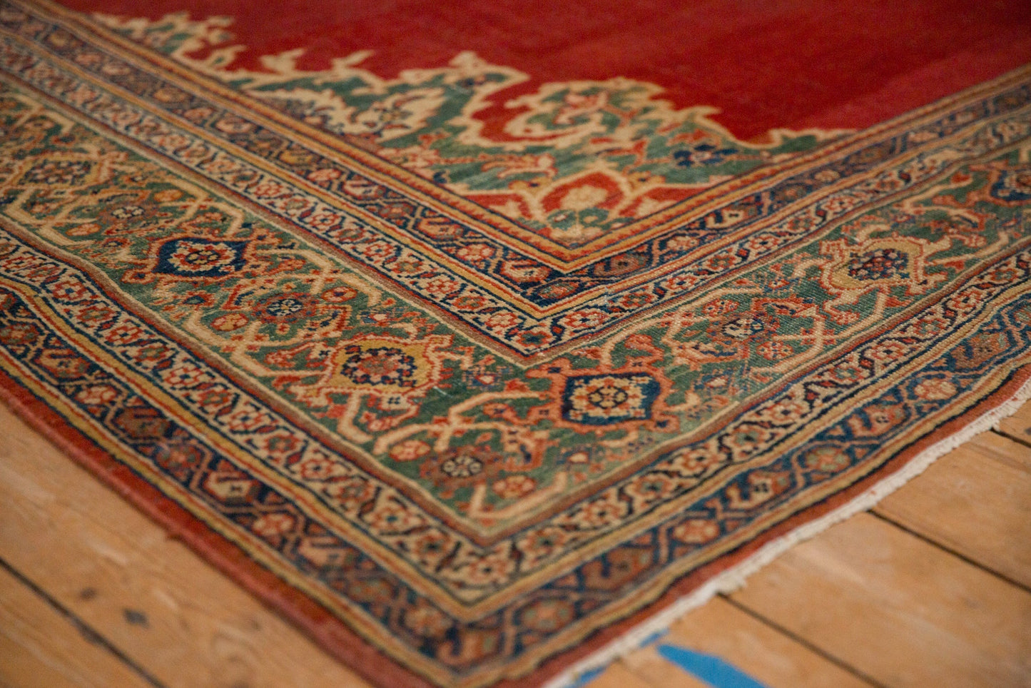 8x11 Vintage Mahal Carpet