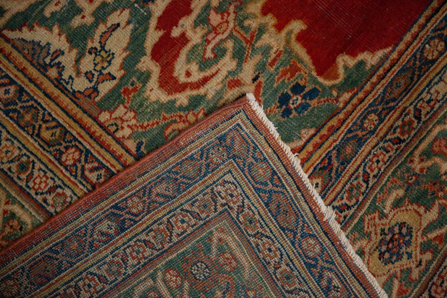 8x11 Vintage Mahal Carpet