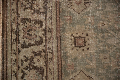 8x11 Vintage Distressed Mahal Carpet
