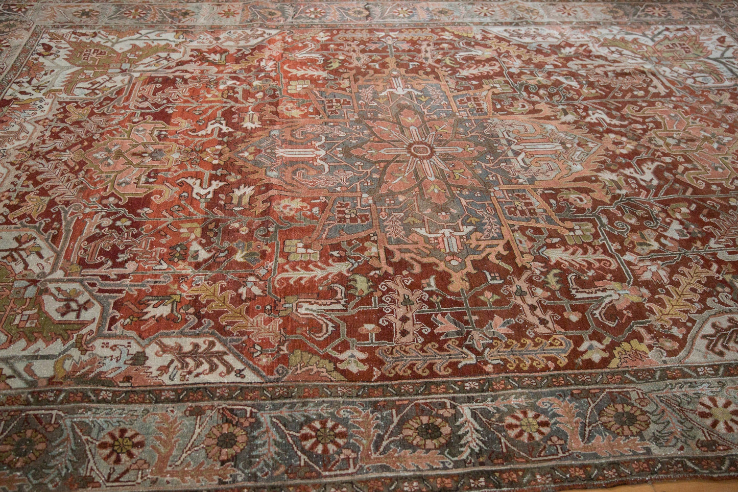 8x11.5 Vintage Distressed Ahar Carpet