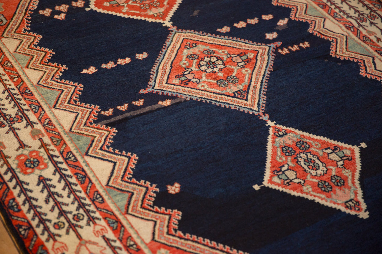 5.5x7.5 Vintage Malayer Carpet