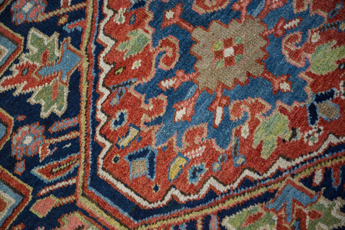 7.5x11 Vintage Heriz Carpet