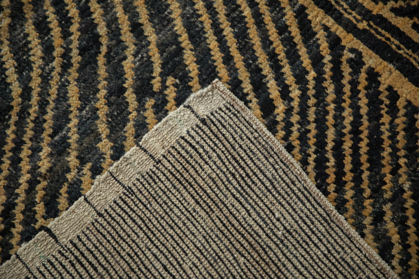 7x9.5 Afghani Moroccan Design Carpet