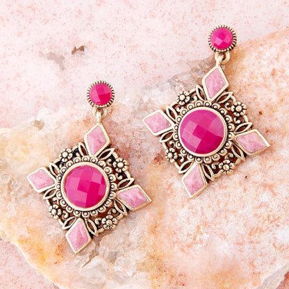Veredelte rosa Quarz goldene Stecker-Ohrringe mit Anhänger