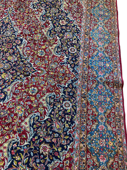Exquisite Persian Vintage Medalian Rug 10 x 13