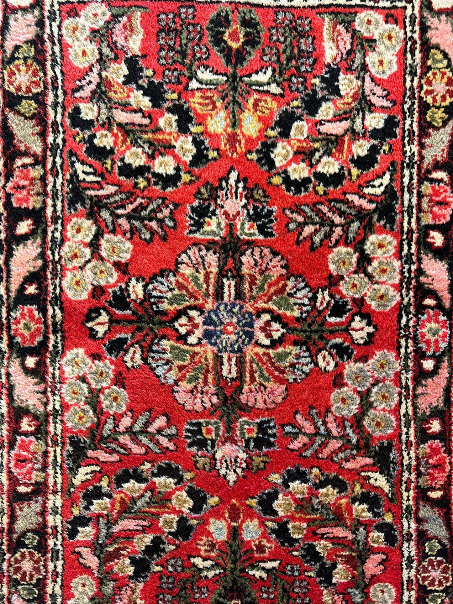 Utsökt liten Sarouk-matta 1'10''x3 Ft