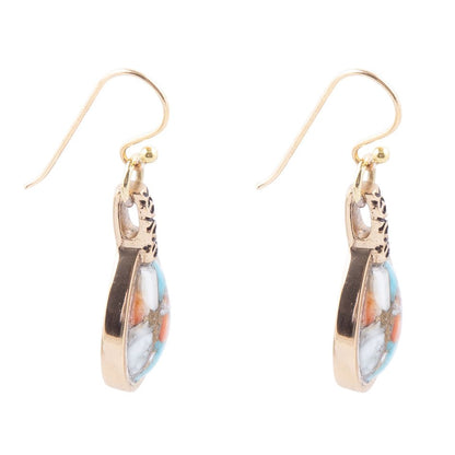 Pendientes dorados con mezcla de piedra de concha de turquesa turquesa y ostra espinosa azul y naranja