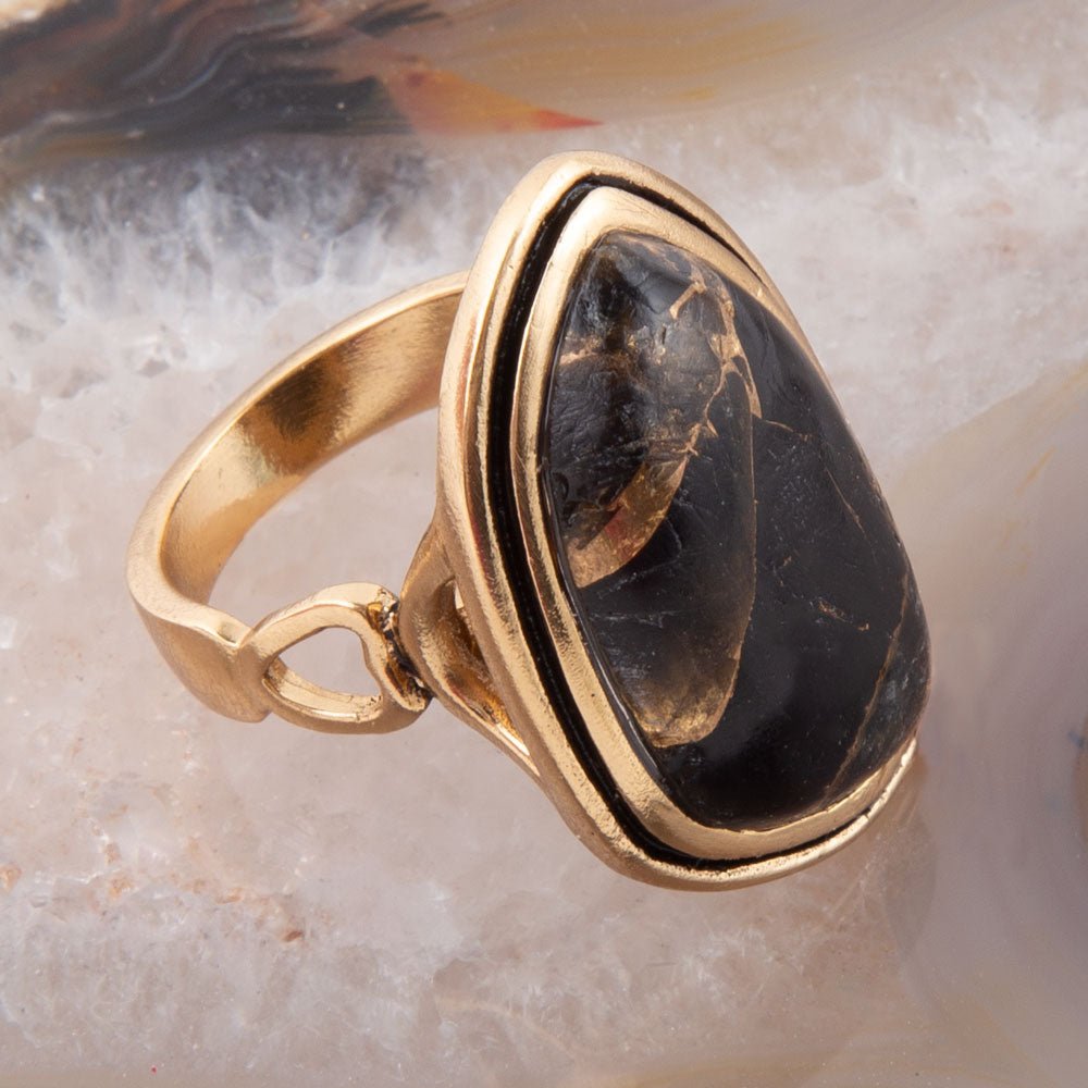 Anello a matrice infuso d'oro