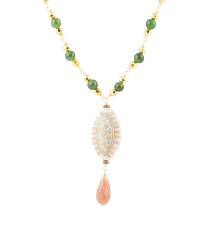 Green Jade and White Golden Pendant Necklace