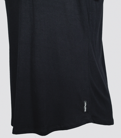 Bamboo Swift T-shirt med kurvad fåll - svart