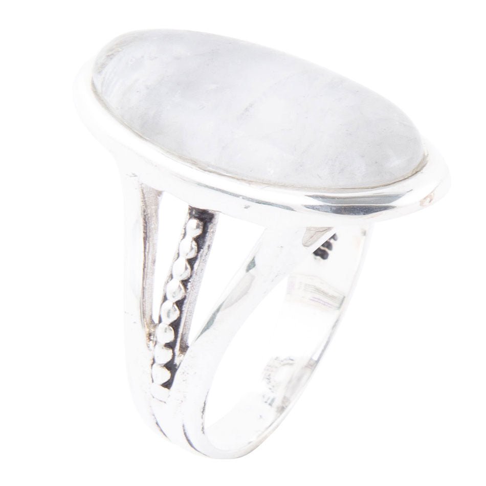 Anello ovale in quarzo grigio e argento sterling