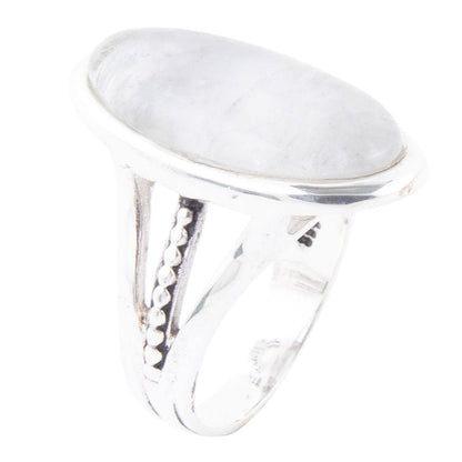Anello ovale in quarzo grigio e argento sterling