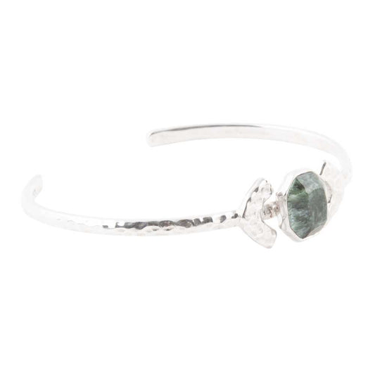 Bracciale a polsino in serafinite verde martellata e argento sterling