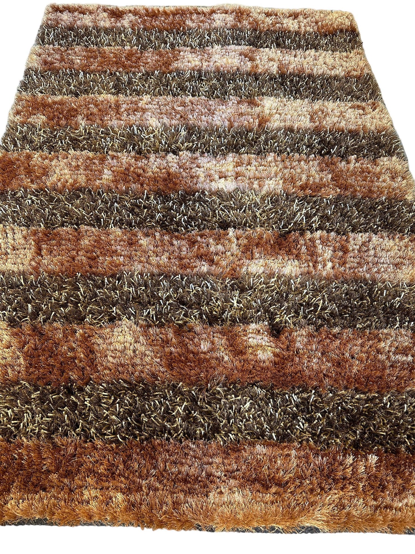 Handwoven Multi-Tone 2” Shag Rug 4 x 6