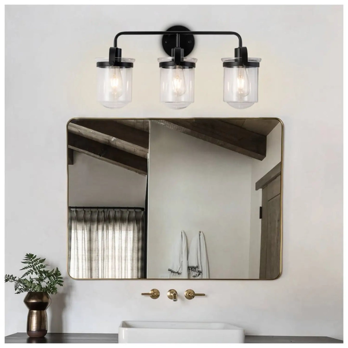 Inomhusvägglampor i modern svart finish med glasskärm och E26-sockel