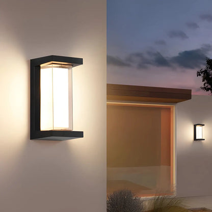 LED-vägglampa med PIR-rörelsesensor och vattentät