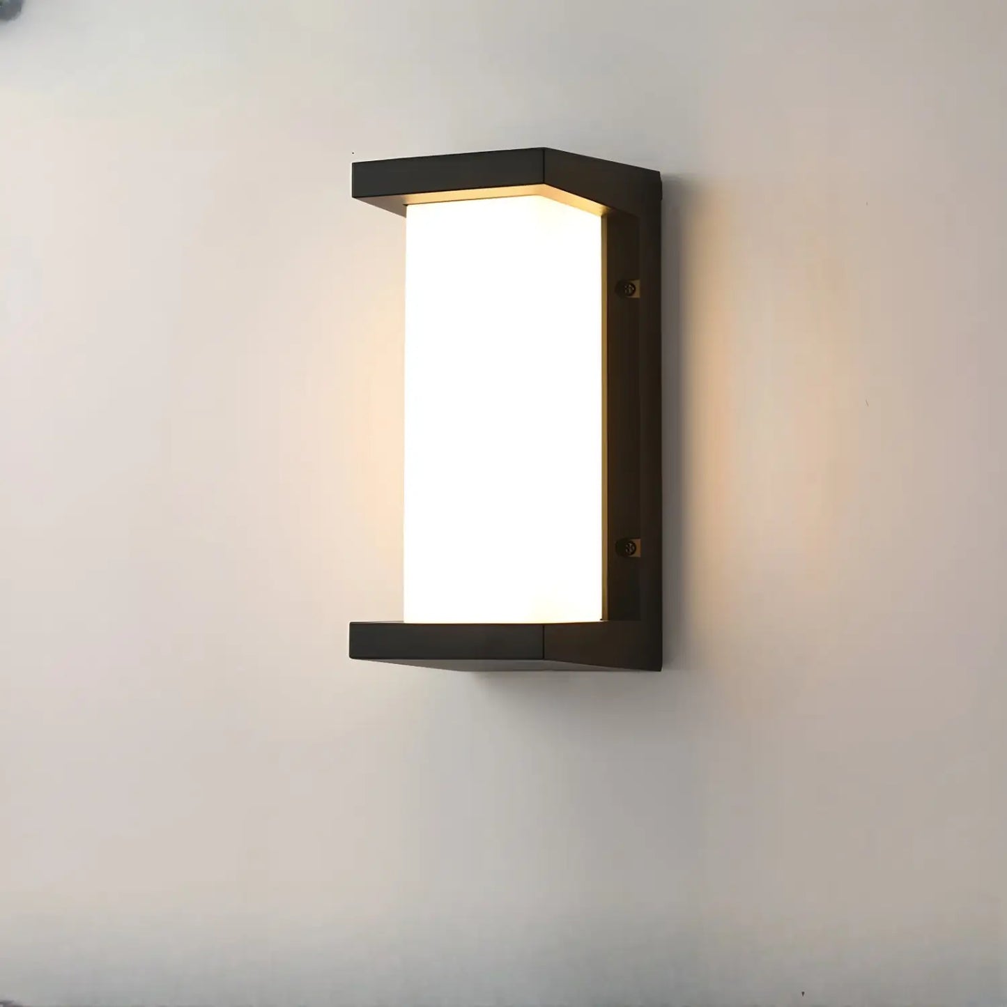 LED-vägglampa med PIR-rörelsesensor och vattentät