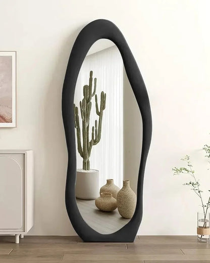 Velvet Wavy Mirror