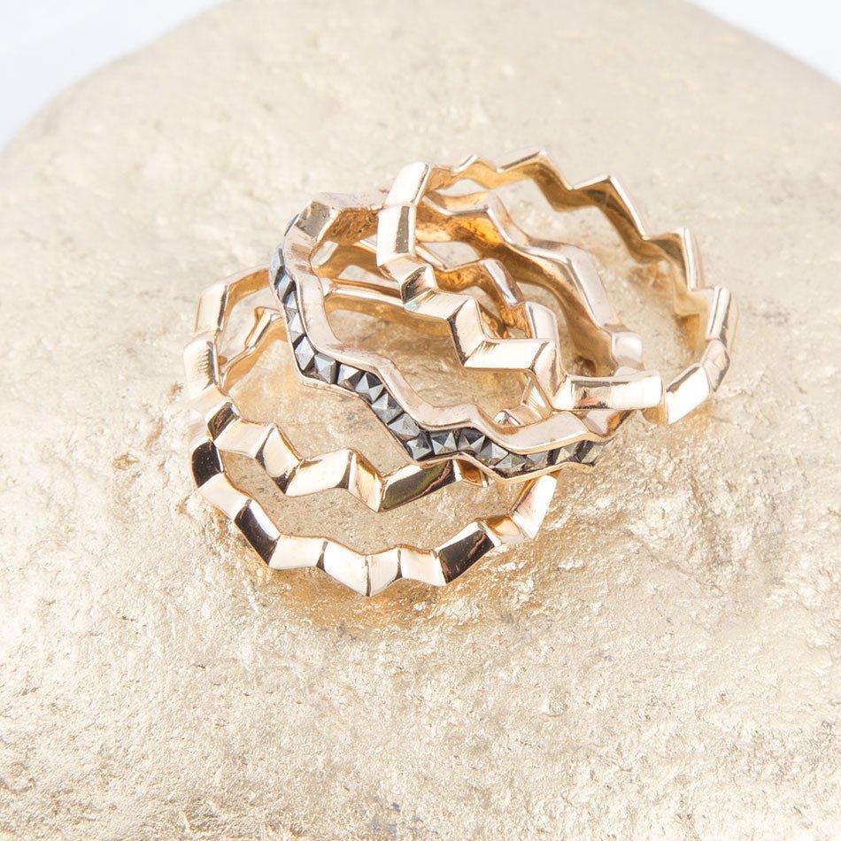 Set di anelli impilabili in marcasite e bronzo