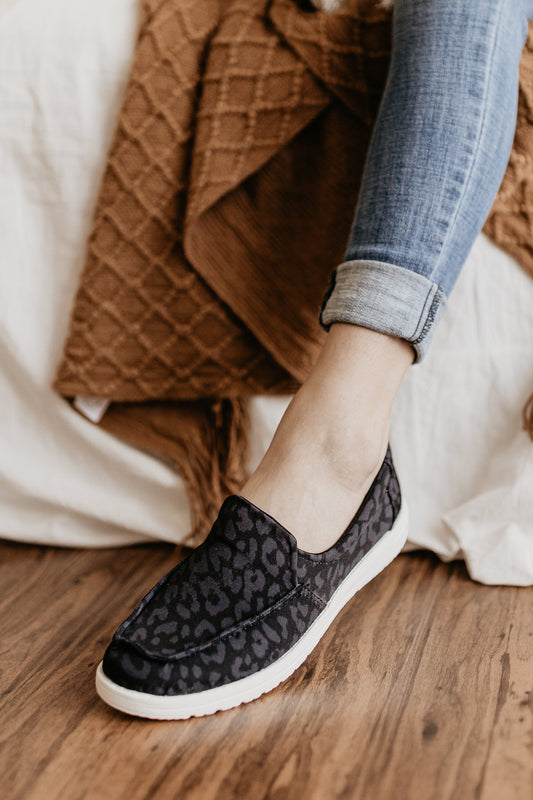 Sneakersy Maya w czarny wzór lamparta