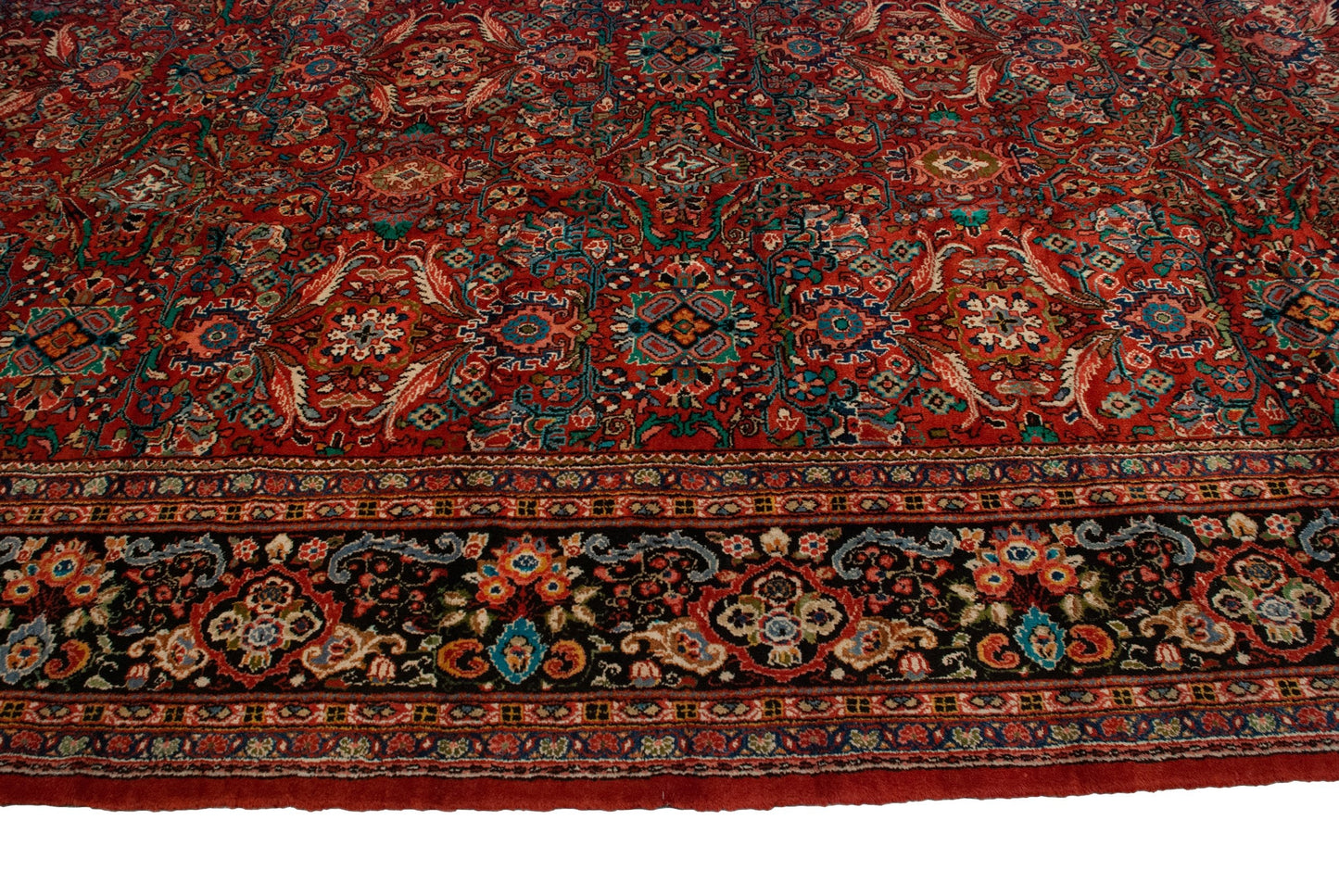 12.5x19 Vintage Mahal Carpet