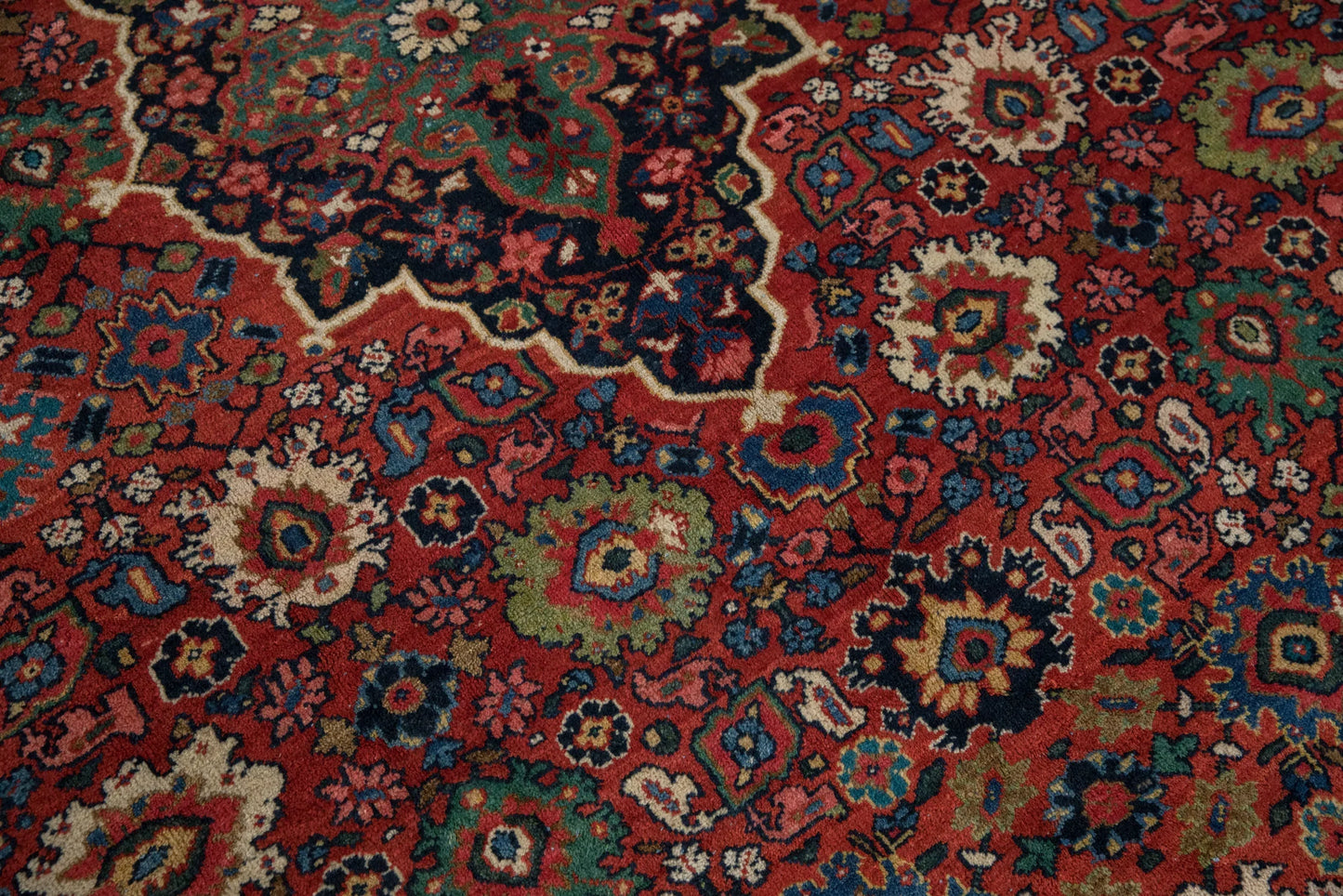 8x11.5 Vintage Mahal Carpet