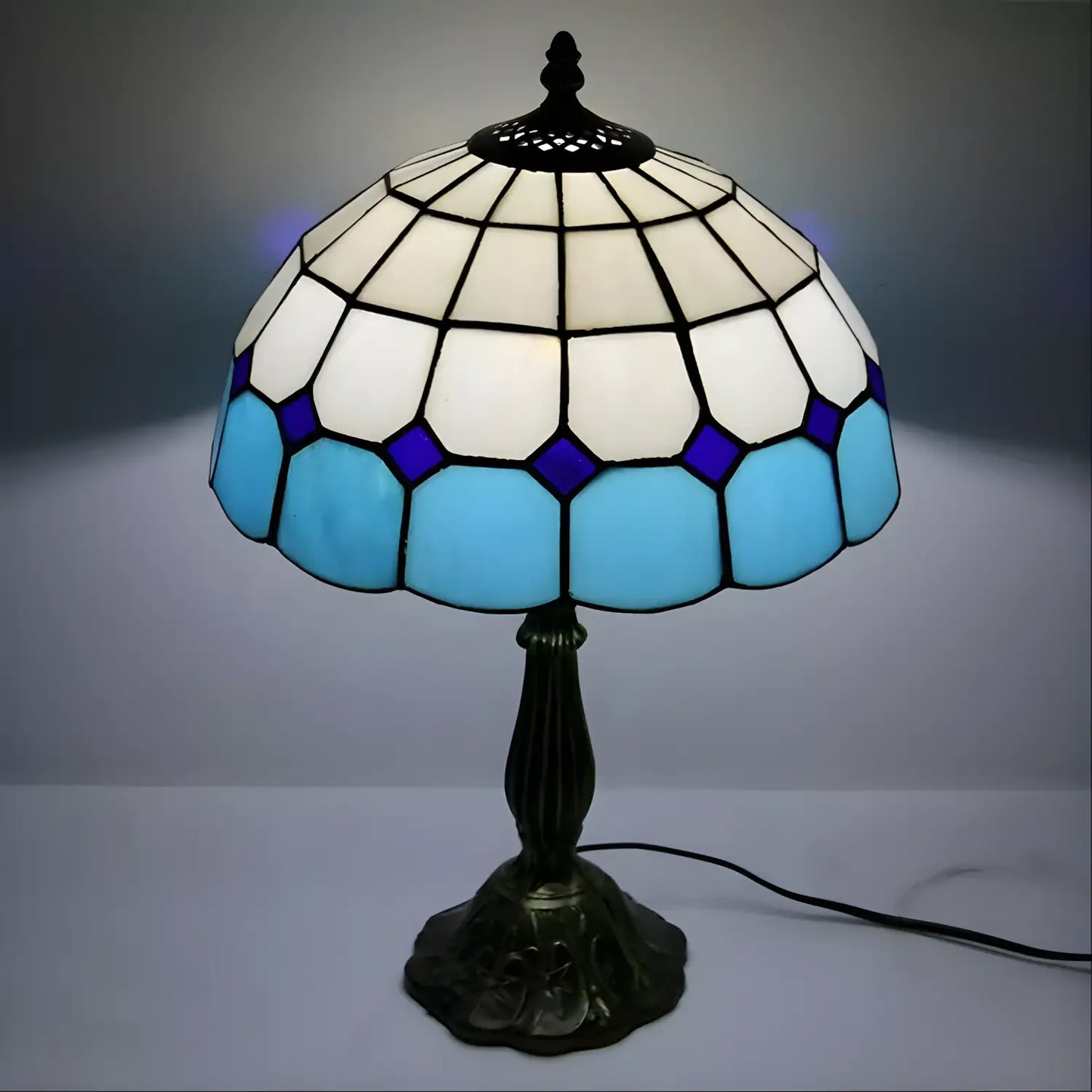 Skärm med nätmönster Tiffany-lampor