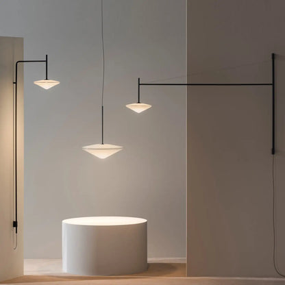 Nowoczesna geometryczna lampa ścienna do przedpokoju i wnętrz restauracji