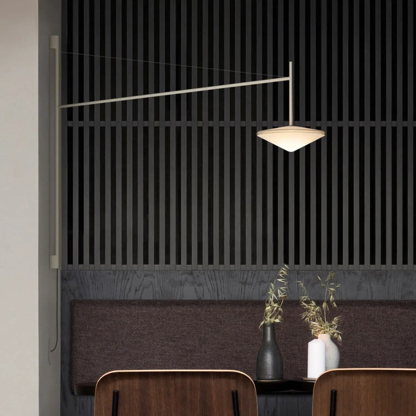 Nowoczesna geometryczna lampa ścienna do przedpokoju i wnętrz restauracji
