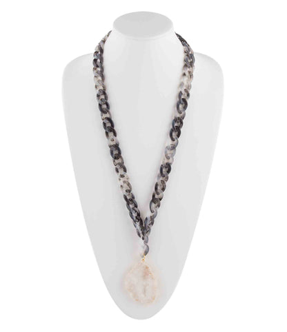 Collana in resina marmorizzata bianca naturale druzy