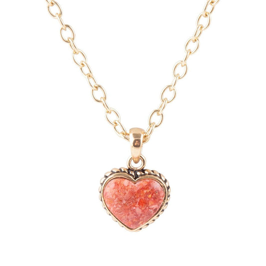 Ciondolo a cuore in spugna di corallo arancione e collana in bronzo dorato