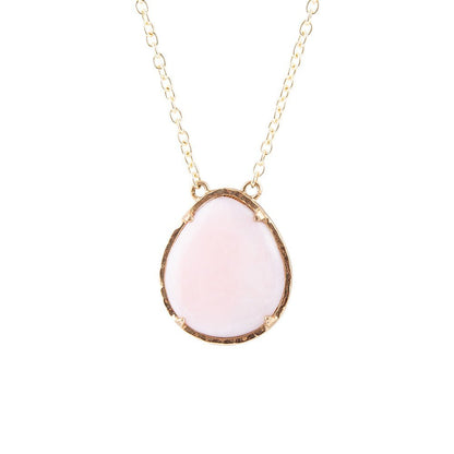 Collana dorata a goccia con opale rosa