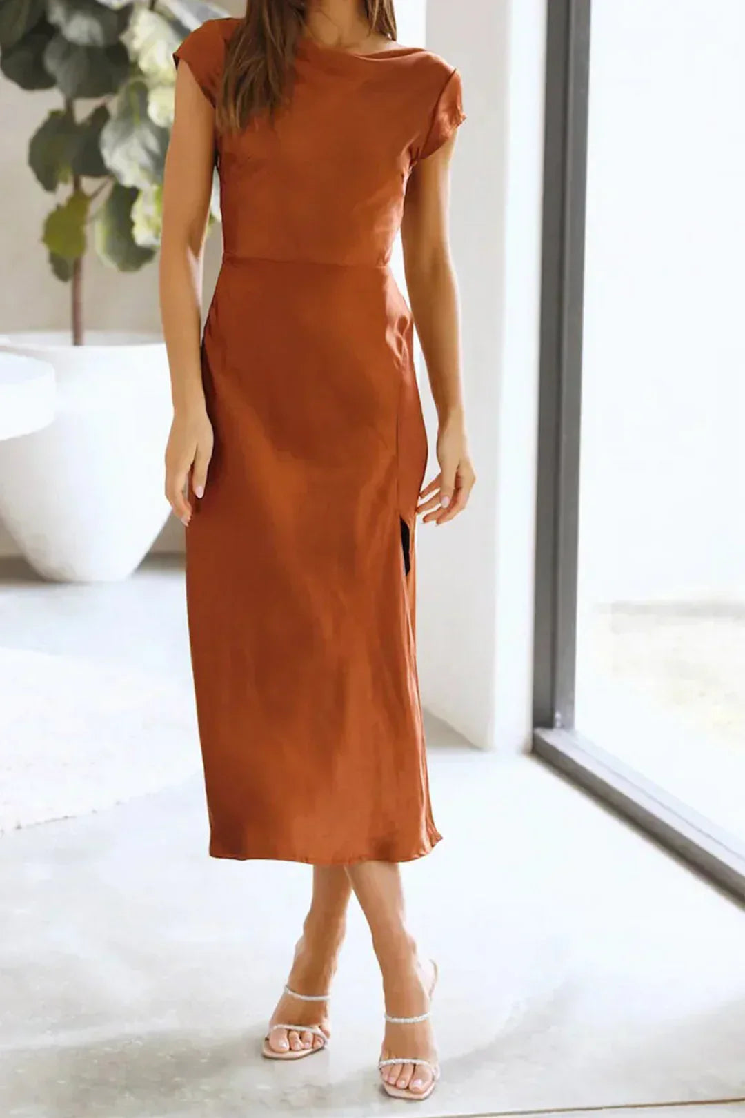 Elegant Boat Neck Midi Dress | Versatile All-Season Style - View 2