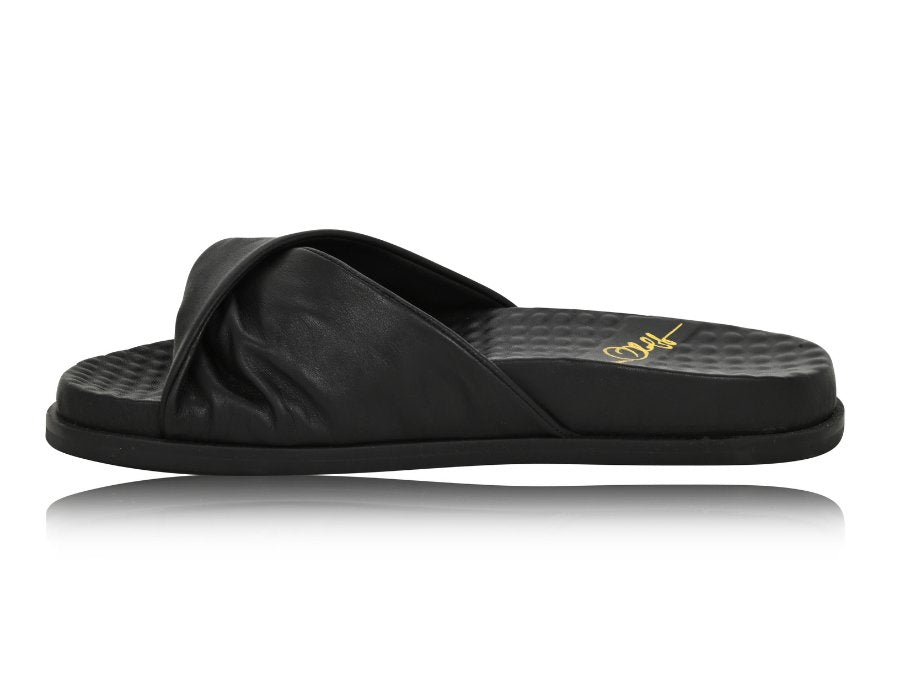 Sadie Black Nappa Suave