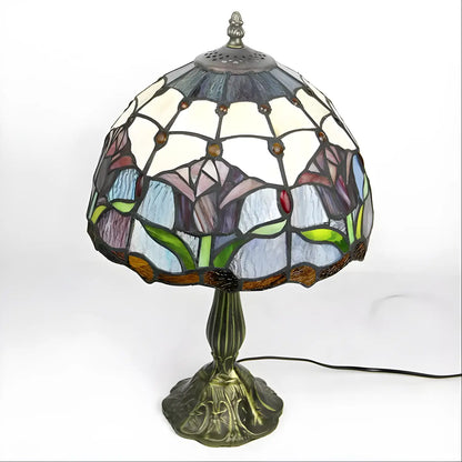 Röd Tiffany-lampa med tulpanformad glasdesign