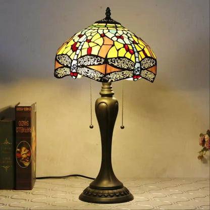 Retro glas Tiffany-lampa med trollsländeglasarbete