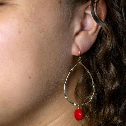 Scarsdale Red Shell Pearl Golden Drop Earrings