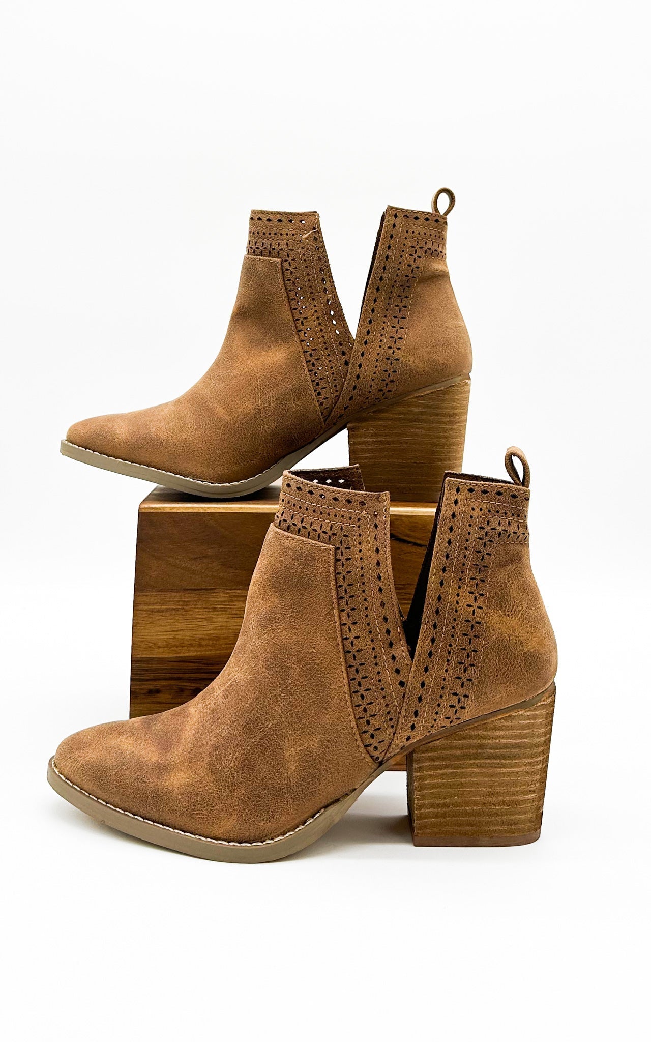 Botki Shaina w kolorze camel