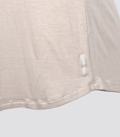 Bamboo Swift T-shirt med kurvad fåll - svart