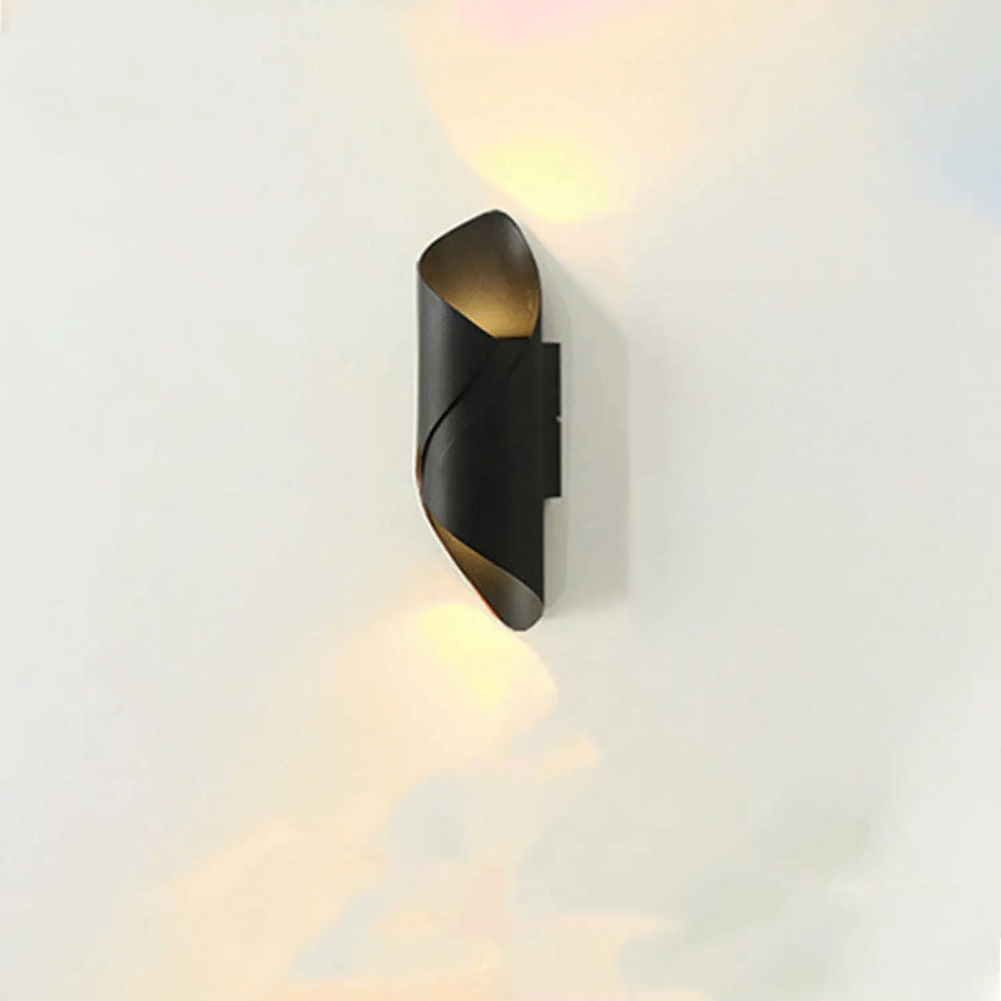 Enkel utomhus-LED-lampa med elegant vattentät design