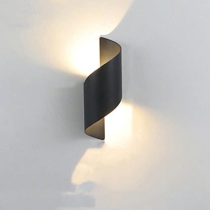 Enkel utomhus-LED-lampa med elegant vattentät design