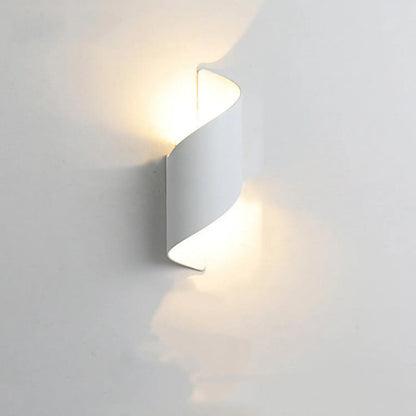 Enkel utomhus-LED-lampa med elegant vattentät design
