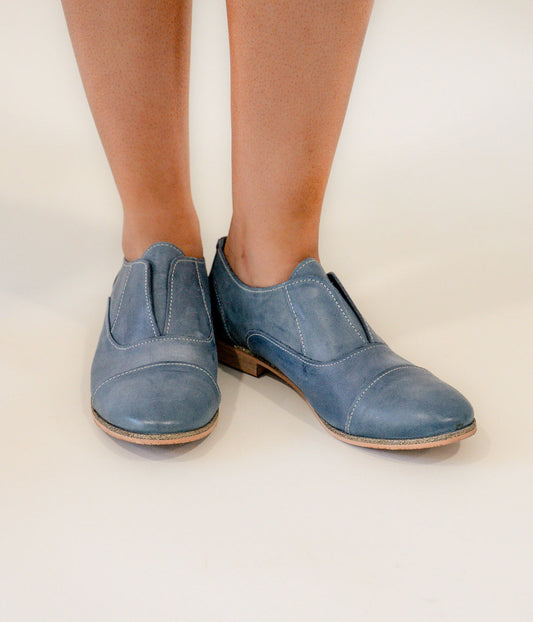 Mokasyn Slip Knot w kolorze niebieskim